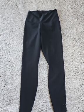 Nike Black High-Waist Leggings